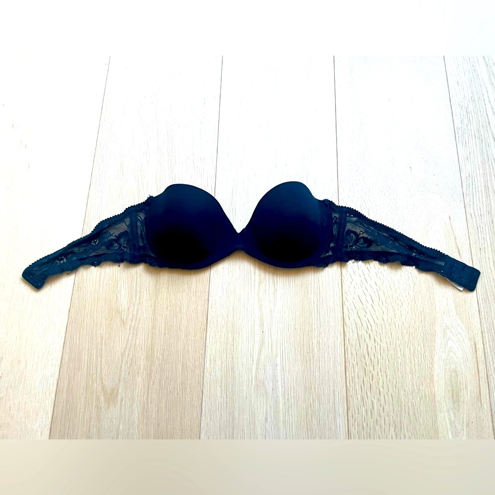 📣 Calvin Klein Black Strapless Lace Bra 36B ✔️